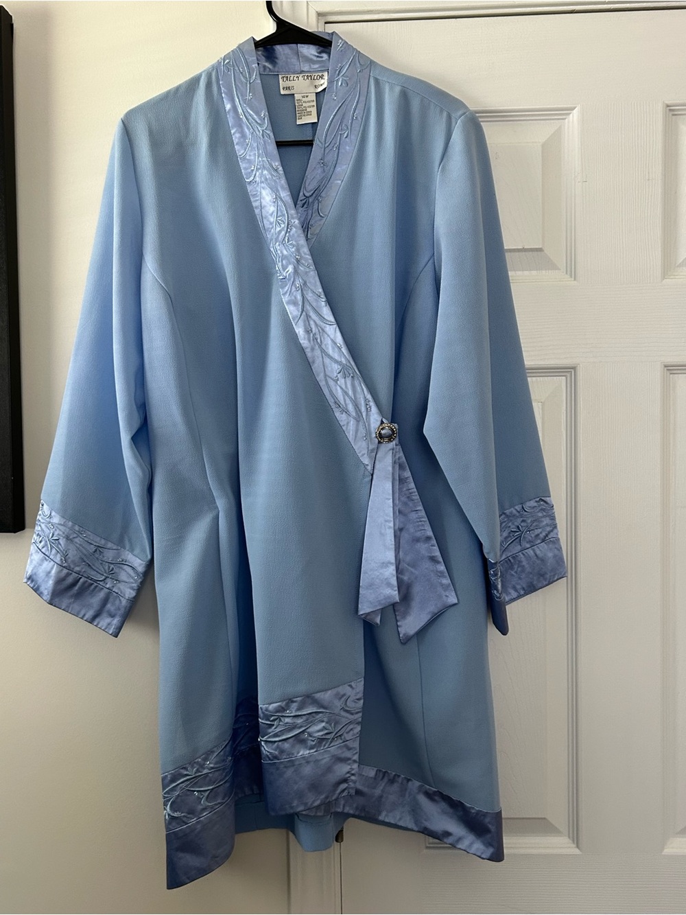 Tally Taylor Blue Women's Satin-Trim Robe